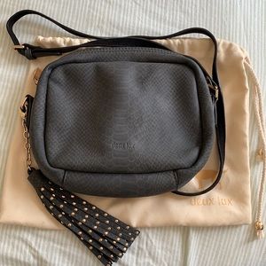 ✨DEUX LUX Grey ‘Camera’ Bag✨